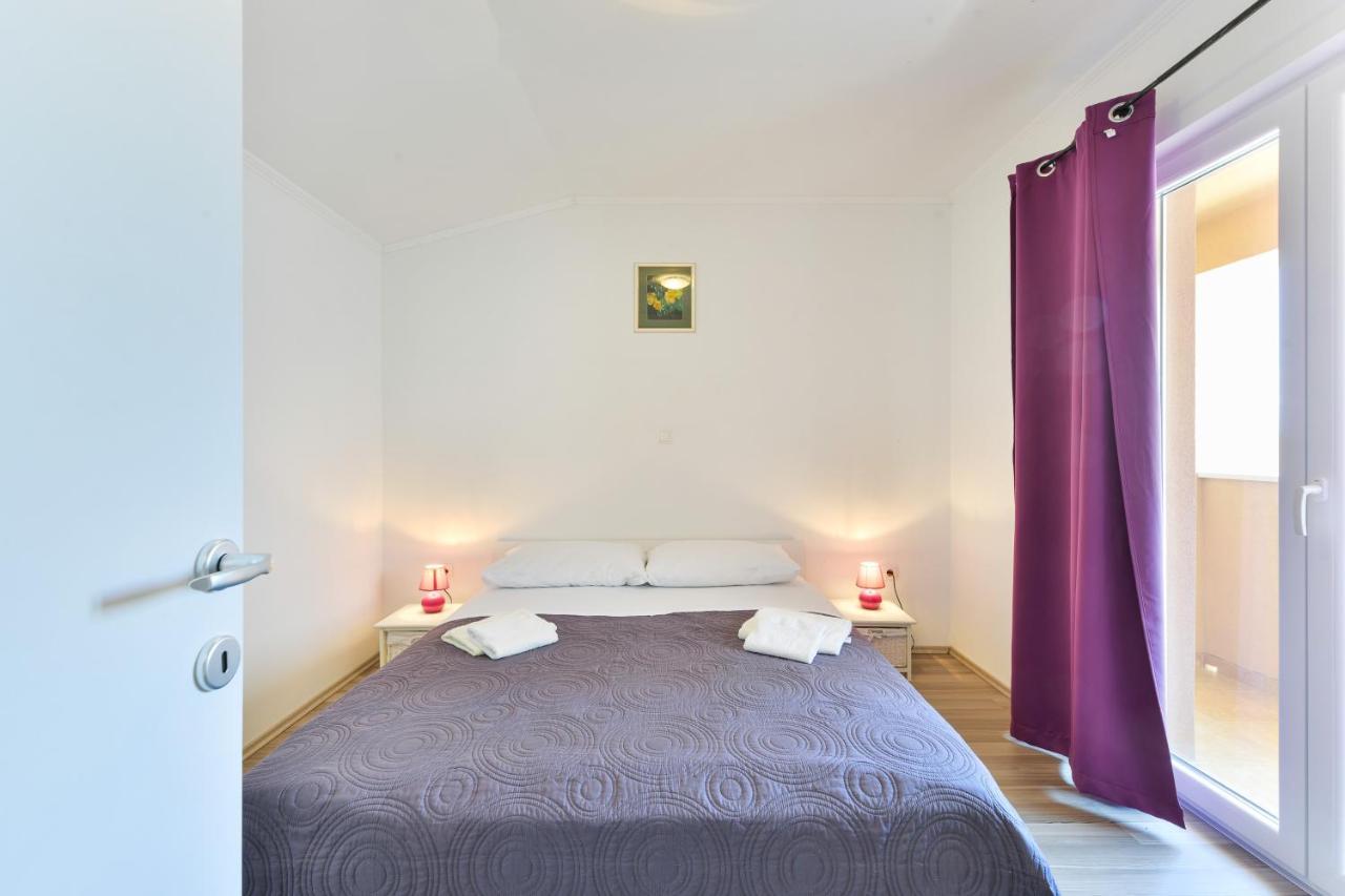Apartments By The Sea Nin, Zadar - 13172 Exterior photo